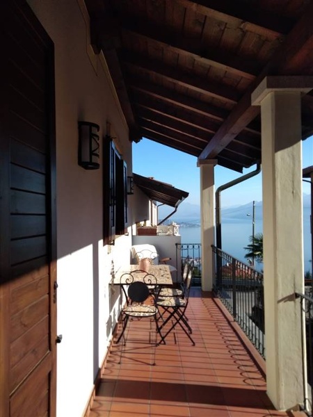 appartamento in vendita a Stresa in zona Someraro