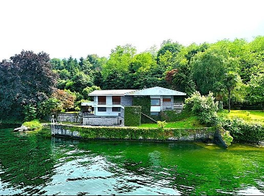 casa indipendente in vendita a Stresa