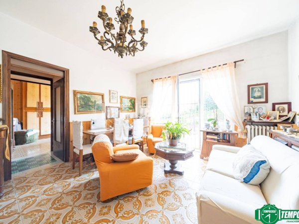 appartamento in vendita a Stresa in zona Passera