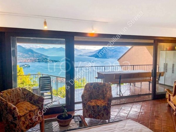appartamento in vendita a Stresa in zona Someraro