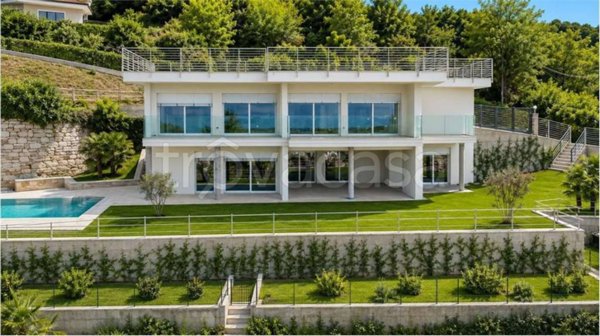 appartamento in vendita a Stresa