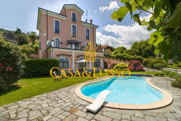 appartamento in vendita a Stresa in zona Vedasco