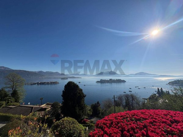 appartamento in vendita a Stresa in zona Levo