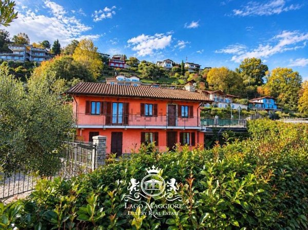 appartamento in vendita a Stresa in zona Someraro