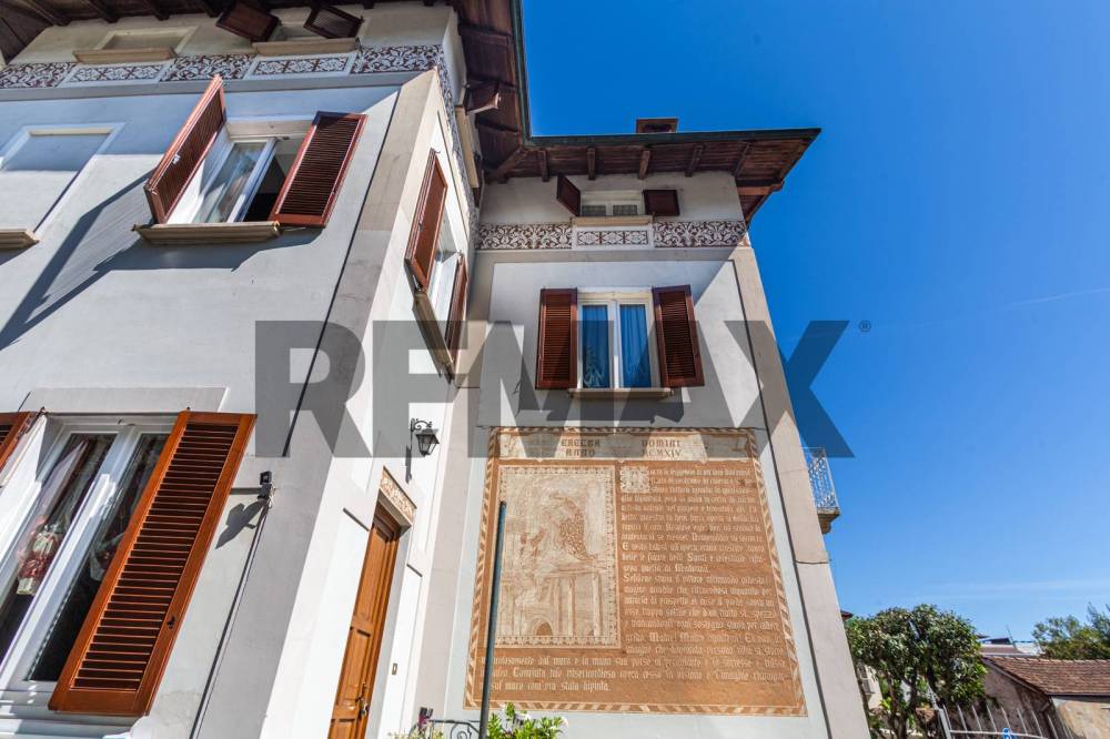 casa indipendente in vendita a Stresa