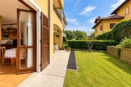 casa indipendente in vendita a Stresa in zona Isola Bella