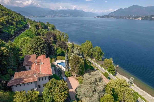 casa indipendente in vendita a Stresa in zona Binda