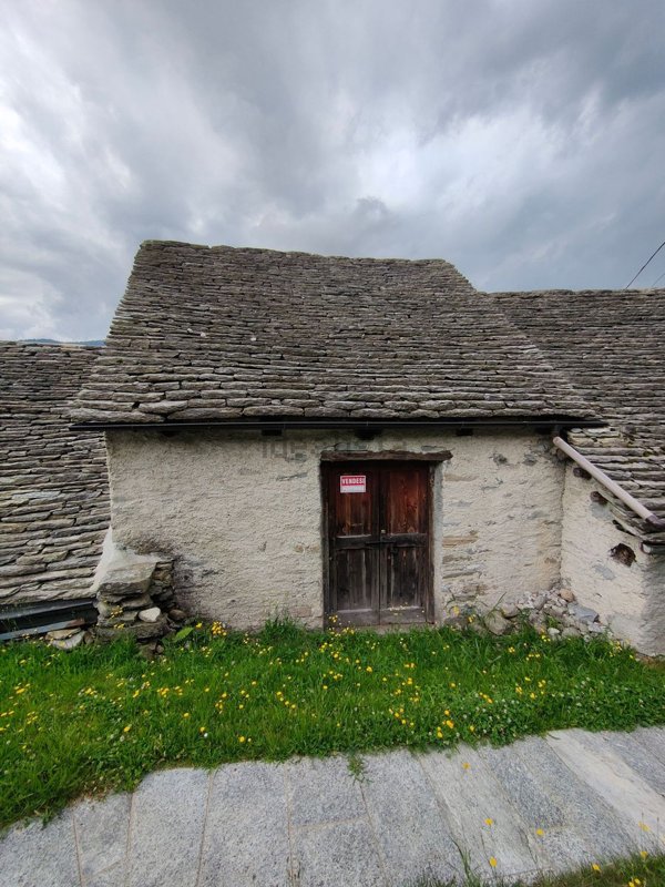 appartamento in vendita a Toceno