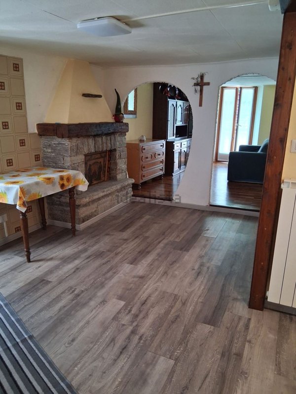 appartamento in vendita a Toceno