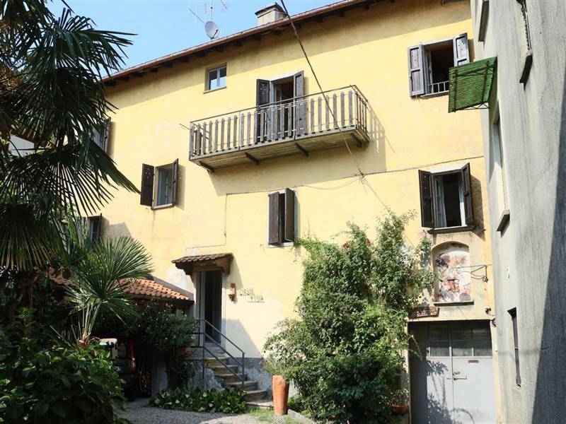casa indipendente in vendita a Trarego Viggiona in zona Viggiona