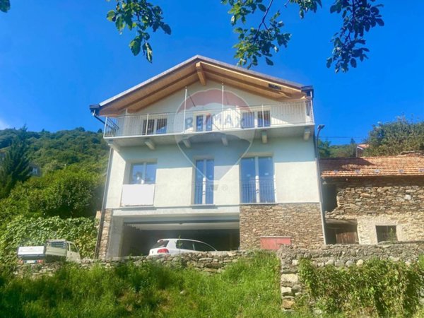 casa indipendente in vendita a Trarego Viggiona