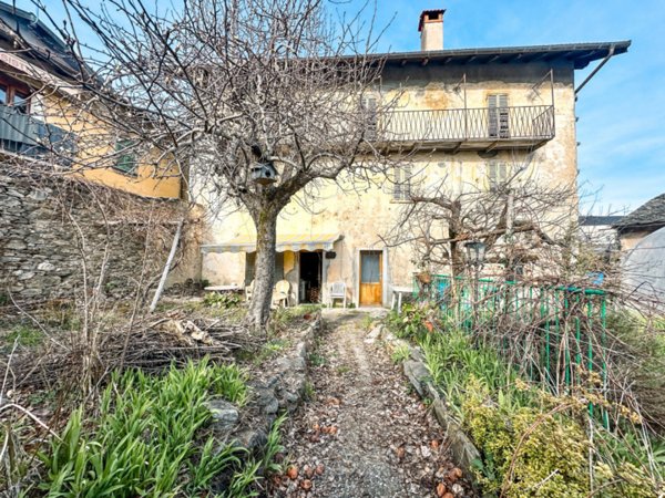 casa semindipendente in vendita a Trarego Viggiona