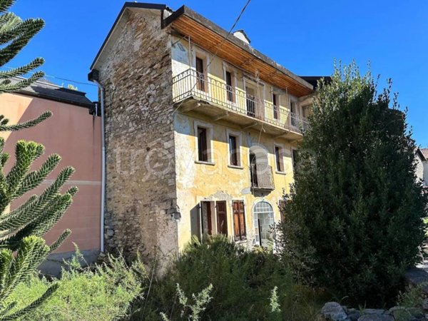 casa indipendente in vendita a Trarego Viggiona