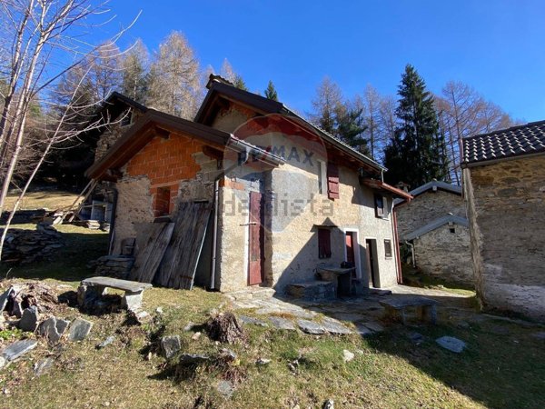 appartamento in vendita a Trarego Viggiona