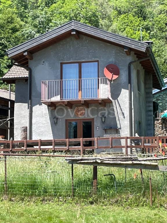 quadrivano in vendita a Trarego Viggiona