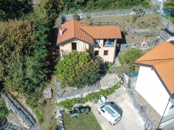 casa indipendente in vendita a Trarego Viggiona