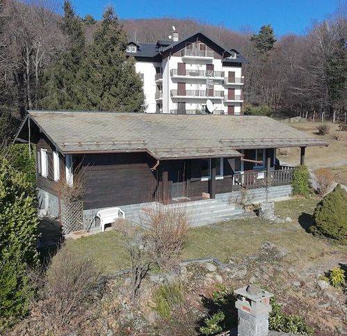 casa indipendente in vendita a Trarego Viggiona