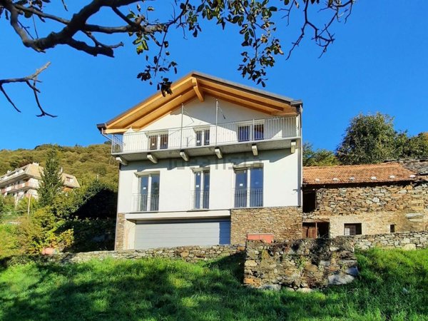 casa indipendente in vendita a Trarego Viggiona