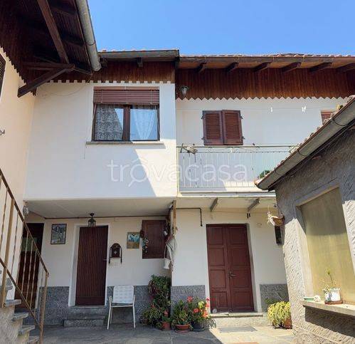 casa indipendente in vendita a Trarego Viggiona