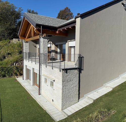 casa indipendente in vendita a Trarego Viggiona in zona Viggiona