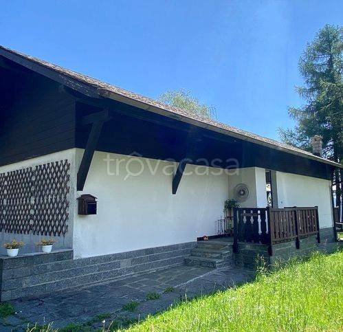 casa indipendente in vendita a Trarego Viggiona