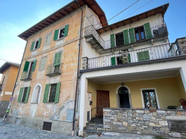 casa indipendente in vendita a Trarego Viggiona in zona Viggiona
