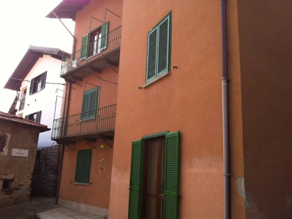 appartamento in vendita a Trarego Viggiona