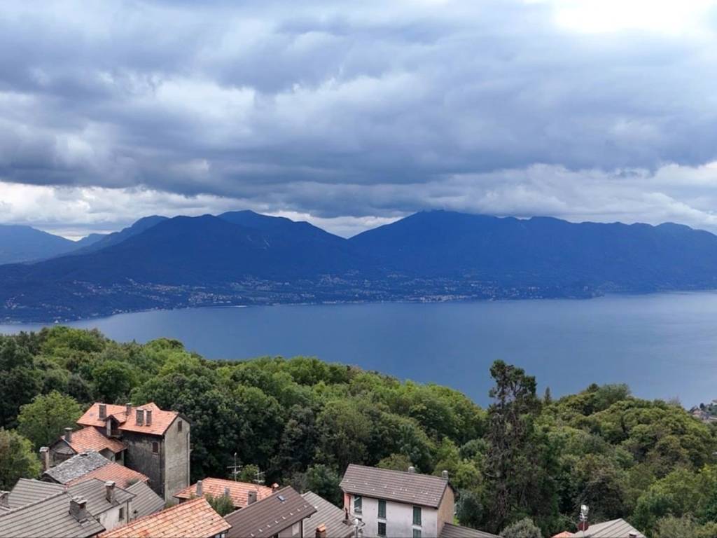 casa indipendente in vendita a Trarego Viggiona