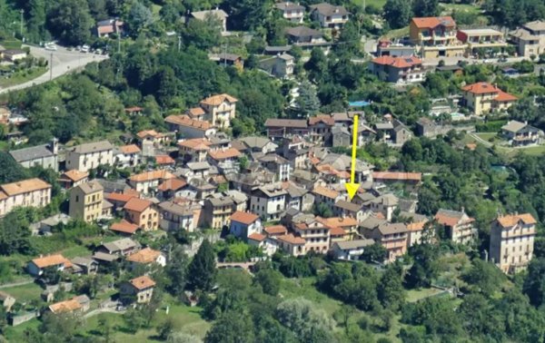 casa indipendente in vendita a Trarego Viggiona in zona Viggiona
