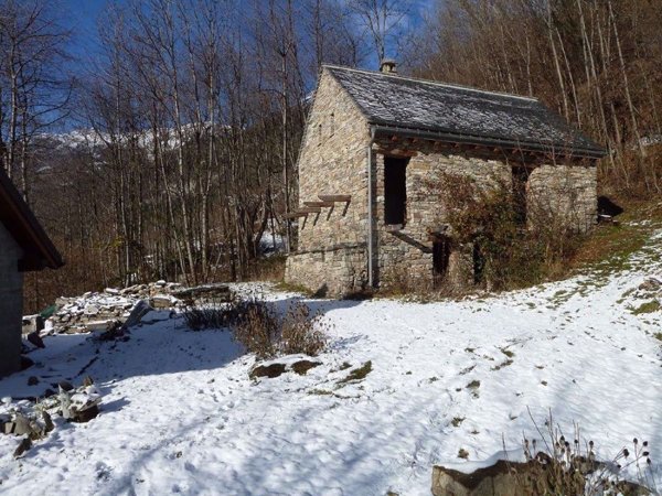 appartamento in vendita a Trasquera