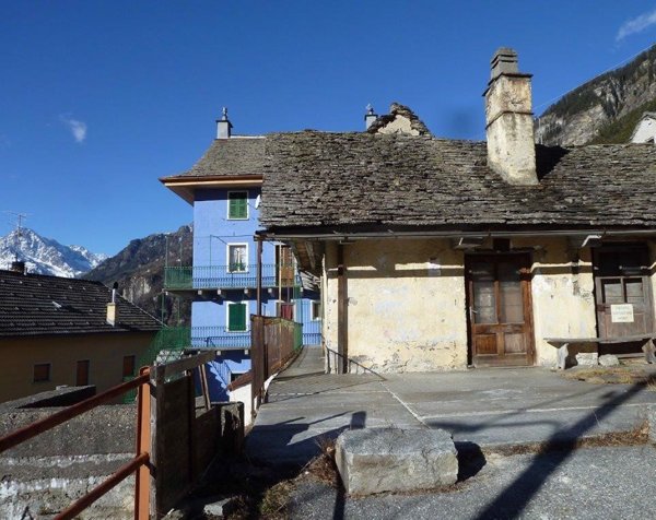 appartamento in vendita a Trasquera