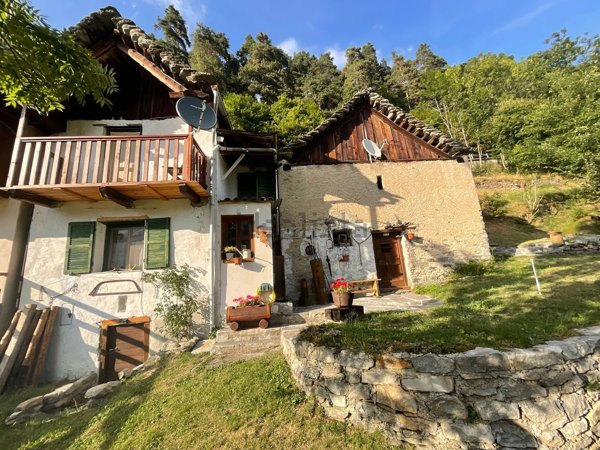 appartamento in vendita a Trasquera