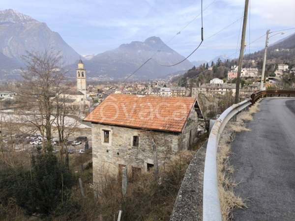 casa indipendente in vendita a Trontano in zona Pello