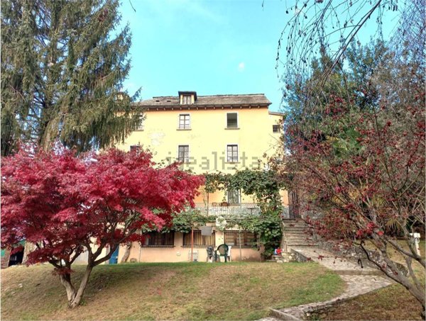 casa indipendente in vendita a Trontano