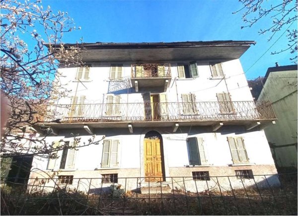 casa indipendente in vendita a Trontano