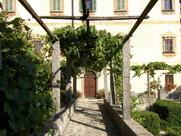intera palazzina in vendita a Trontano