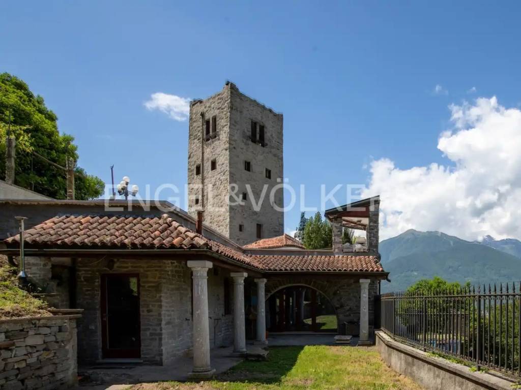 casa indipendente in vendita a Trontano