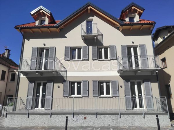 appartamento in vendita a Trontano in zona Cosasca
