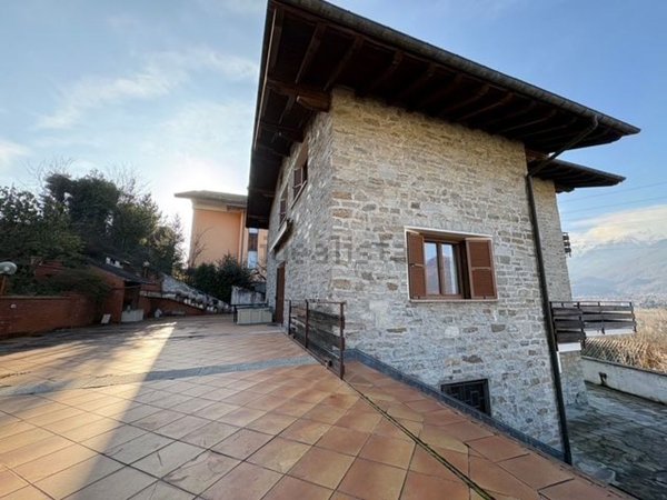 casa indipendente in vendita a Trontano in zona Croppo
