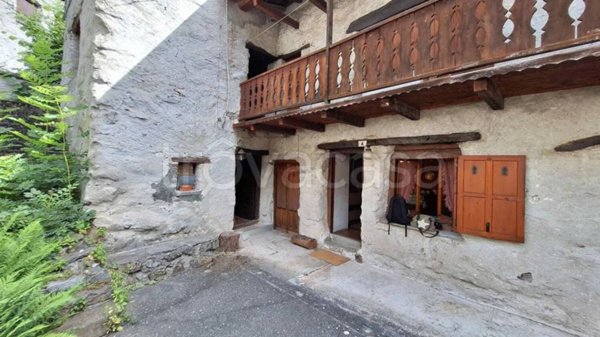 casa indipendente in vendita a Vanzone con San Carlo in zona Vanzone