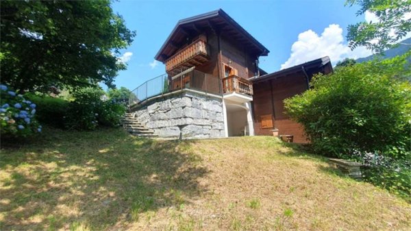 casa indipendente in vendita a Vanzone con San Carlo