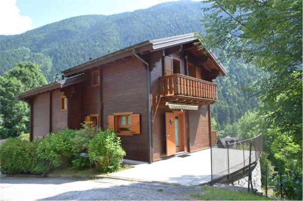 casa indipendente in vendita a Vanzone con San Carlo