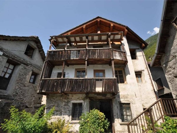 casa indipendente in vendita a Vanzone con San Carlo in zona Vanzone