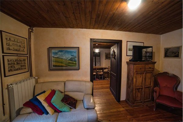 casa indipendente in vendita a Vanzone con San Carlo