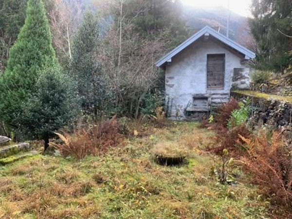 casa indipendente in vendita a Vanzone con San Carlo