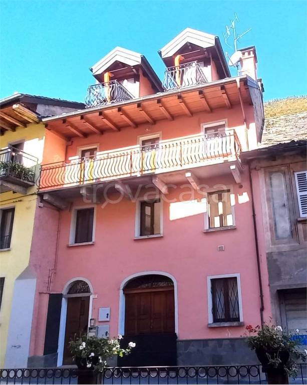 appartamento in vendita a Vanzone con San Carlo in zona Vanzone