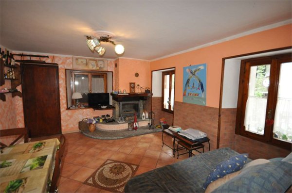 appartamento in vendita a Vanzone con San Carlo in zona Vanzone