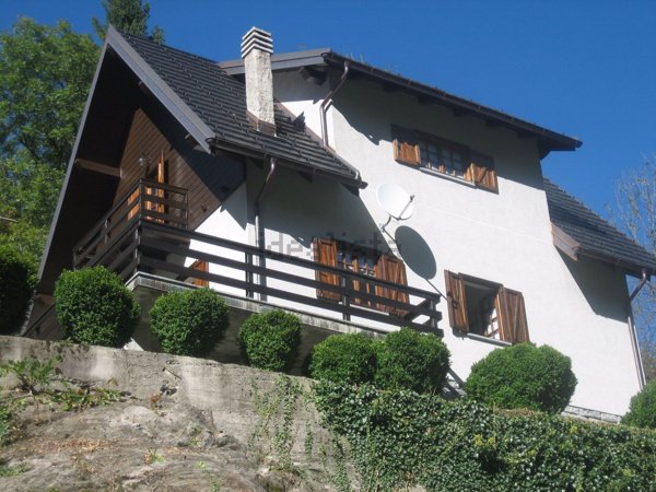 casa indipendente in vendita a Vanzone con San Carlo