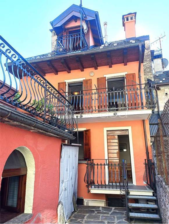 appartamento in vendita a Vanzone con San Carlo in zona Vanzone