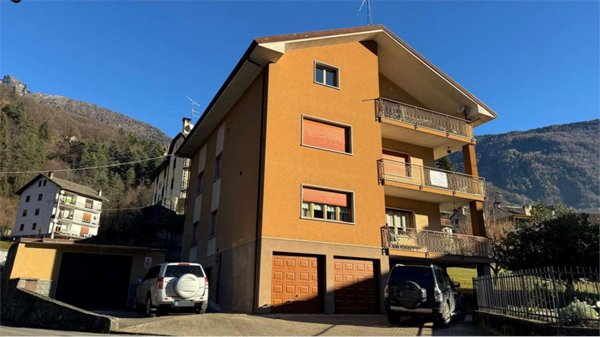appartamento in vendita a Varzo in zona Pasquè